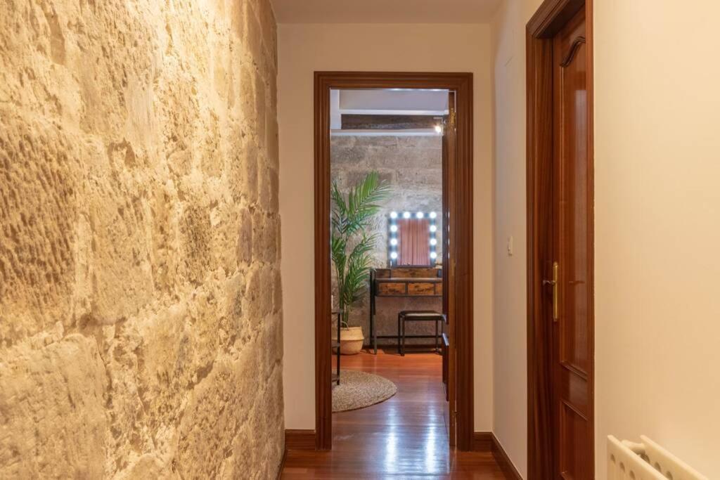 Precioso Apartamento En Antiguo Palacio Bilbao Exteriör bild